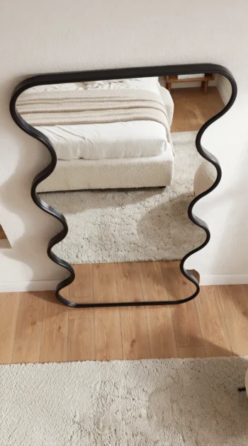 Midnight Contour Wave Mirror matte black wiggle frame close-up 1